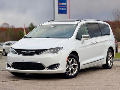 Used 2018 Chrysler Pacifica Limited