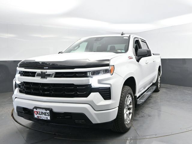 Used 2024 Chevrolet Silverado 1500 RST AWD/4WD image 6