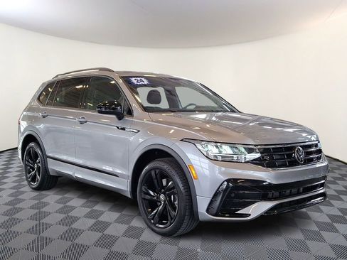 Used 2024 Volkswagen Tiguan SE R-Line image 1