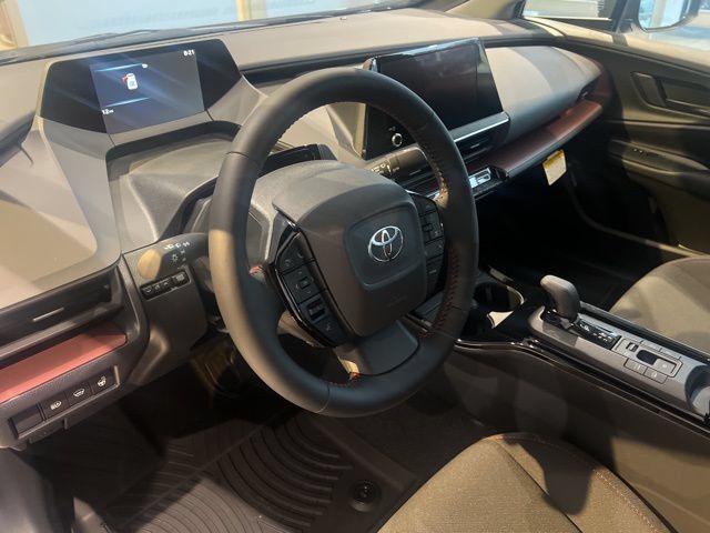 New 2026 Toyota Prius Plug-In Hybrid FWD image 13