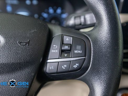 Used 2021 Ford Escape SE FWD image 15