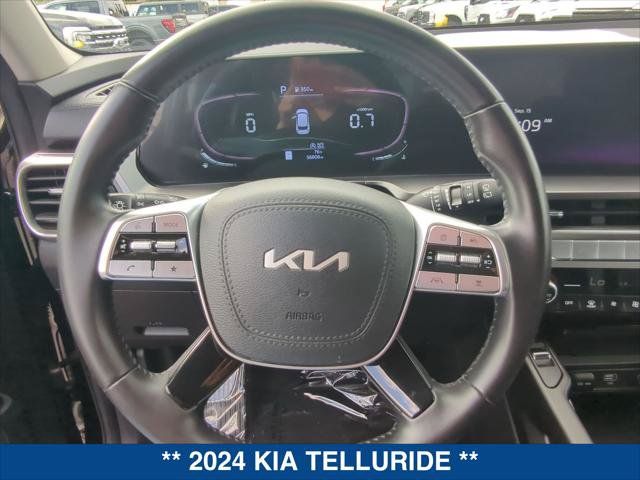 Used 2024 Kia Telluride S AWD/4WD image 13