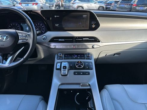 Used 2022 Hyundai Palisade SEL w/ 8P Bench Seat Package image 12