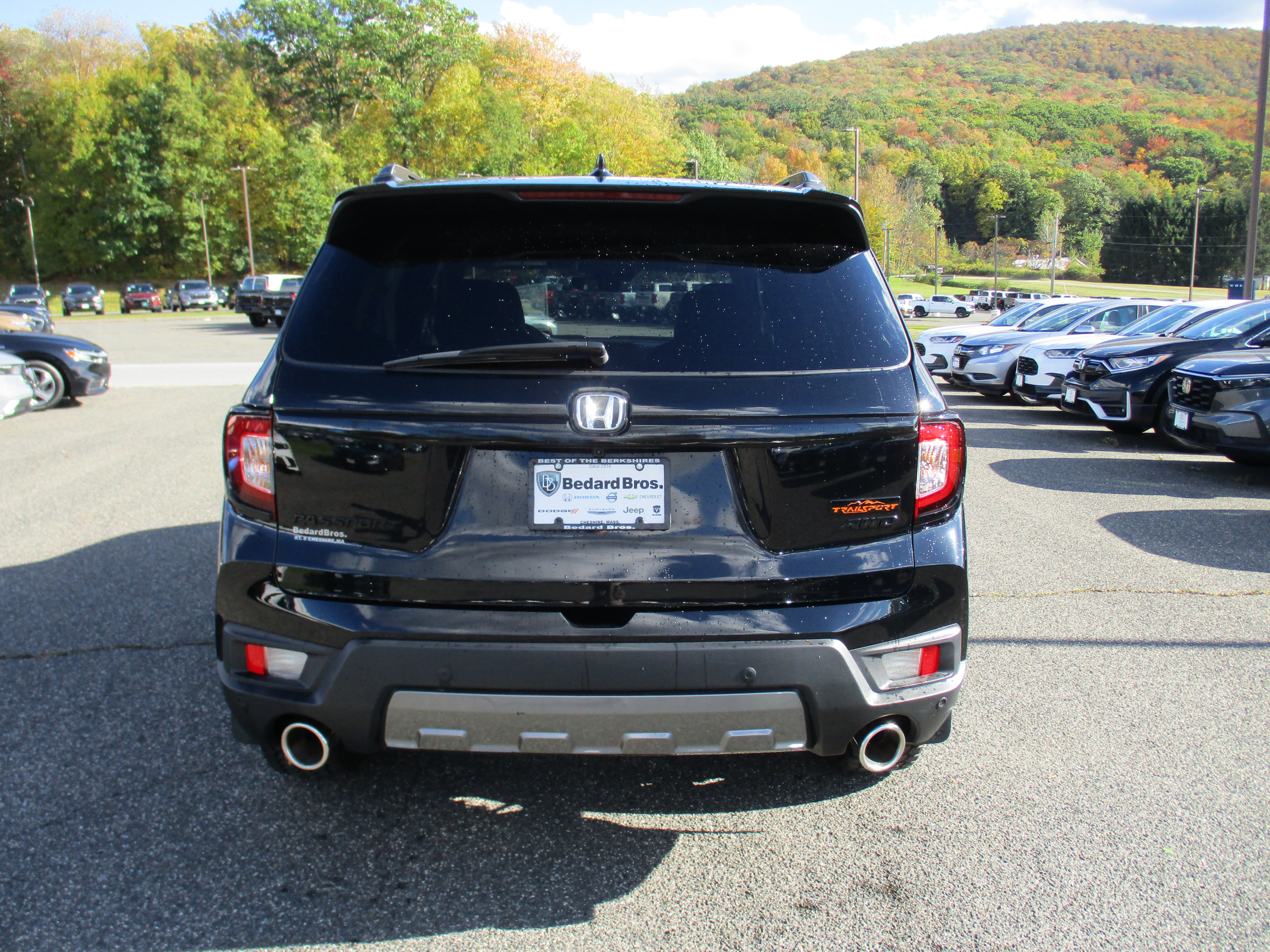 Certified 2025 Honda Passport TrailSport image 6