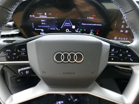 Used 2025 Audi A5 2.0T Premium Plus w/ Premium Plus AWD/4WD image 17