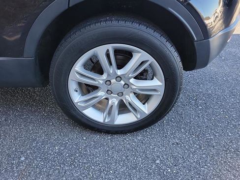 Used 2017 Land Rover Range Rover Evoque SE image 26