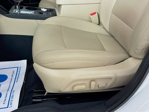Used 2016 Subaru Outback 2.5i Limited AWD/4WD image 25