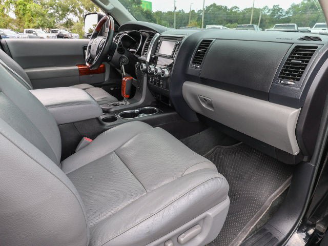 Used 2018 Toyota Sequoia Platinum AWD/4WD image 24