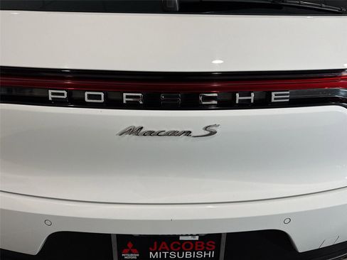 Used 2019 Porsche Macan S AWD/4WD image 39