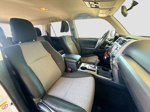 Used 2017 Toyota 4Runner SR5 RWD image 30