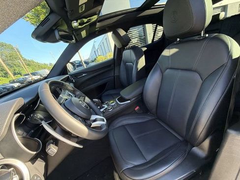 Used 2023 Alfa Romeo Stelvio Sprint AWD/4WD image 15