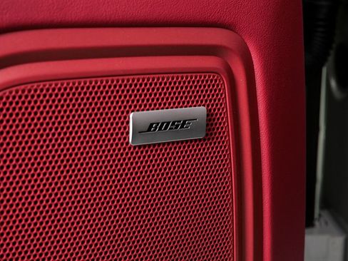 New 2026 Porsche Macan S image 7