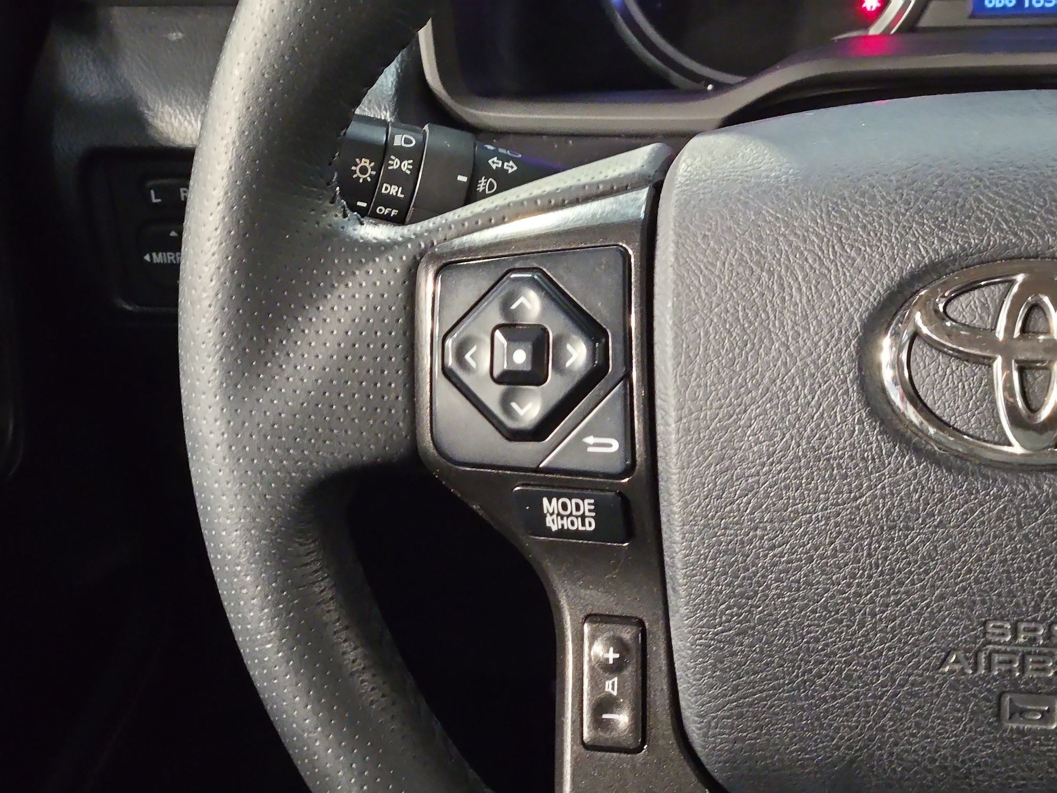 Used 2019 Toyota 4Runner TRD Off-Road Premium AWD/4WD image 26