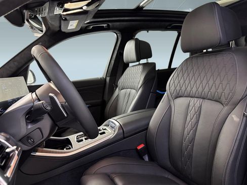 New 2026 BMW X5 xDrive50e w/ M Sport Package image 5