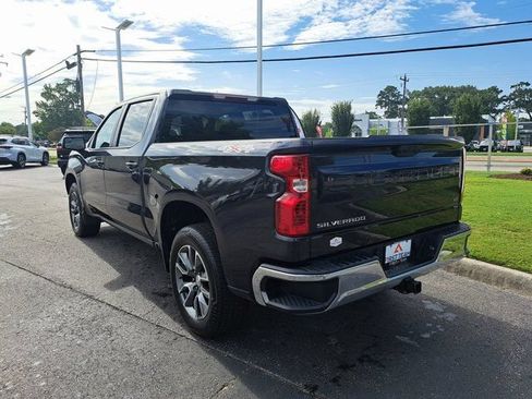 Used 2024 Chevrolet Silverado 1500 LT AWD/4WD image 11