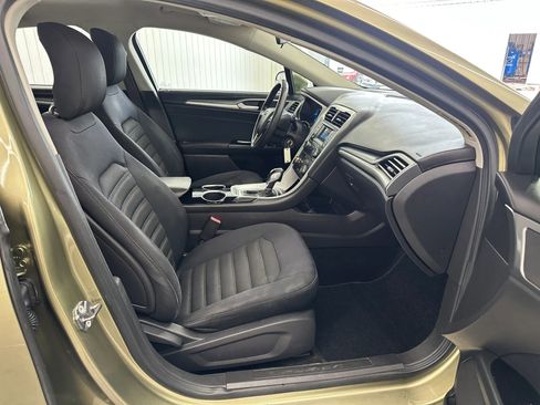 Used 2013 Ford Fusion SE image 14