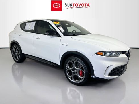 Used 2024 Alfa Romeo Tonale Veloce w/ Active Assist Package AWD/4WD image 27