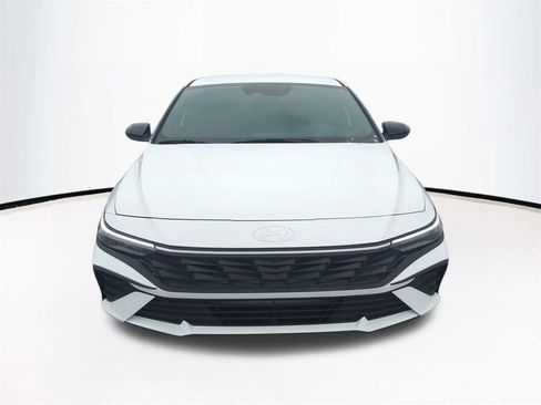 New 2026 Hyundai Elantra Sport image 3