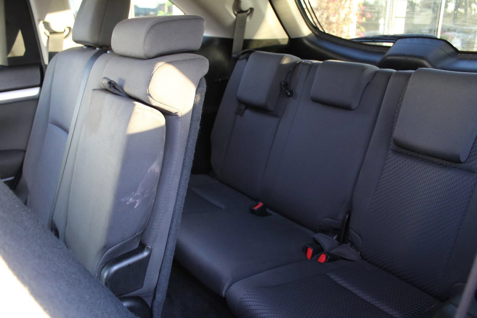 Used 2016 Toyota Highlander LE FWD image 14