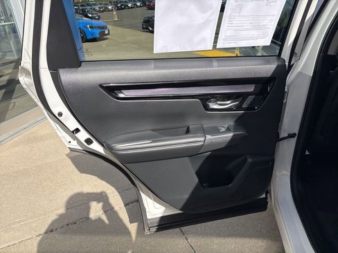 Used 2023 Honda CR-V EX-L image 10