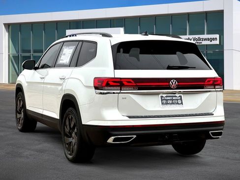 New 2026 Volkswagen Atlas SE FWD image 6