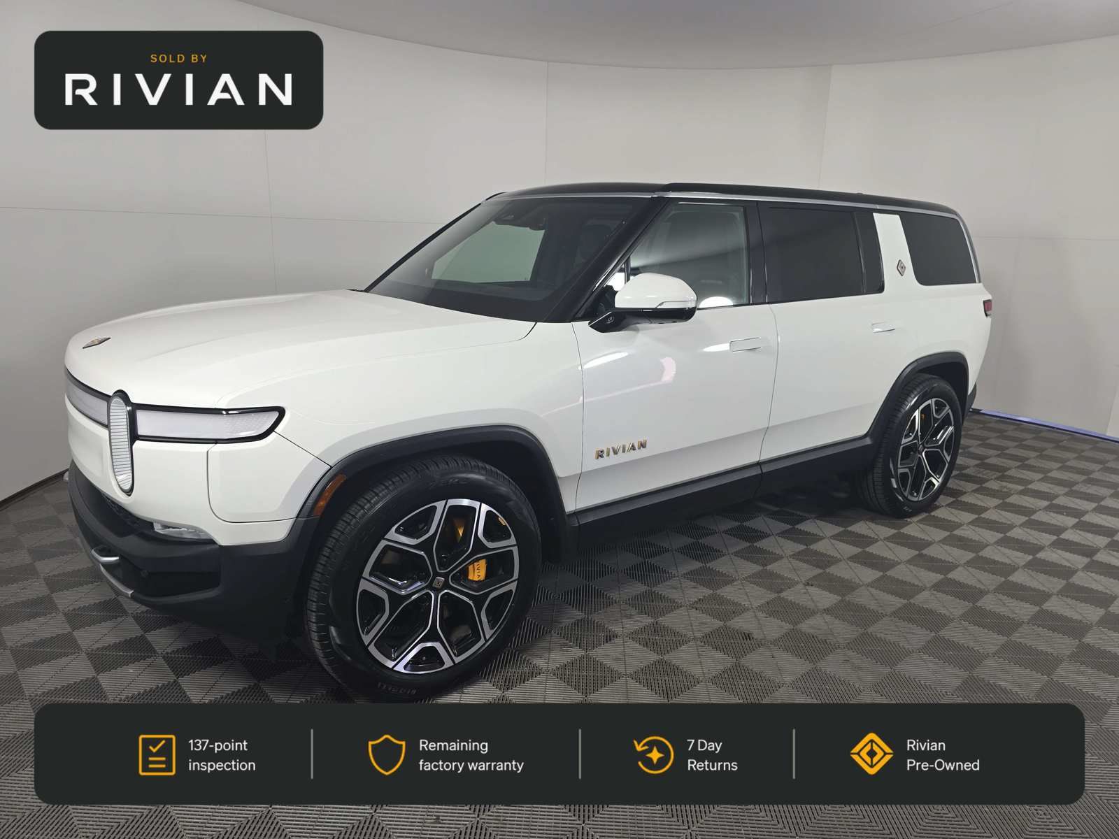 Used 2022 Rivian R1S Launch Edition Quad AWD/4WD image 1