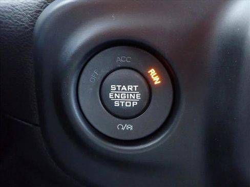 Used 2023 Jeep Wrangler Unlimited w/ Cold Weather Group image 21