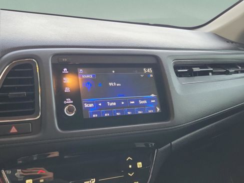 Used 2022 Honda HR-V EX image 12