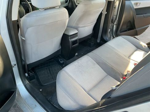 Used 2014 Toyota Corolla LE image 8