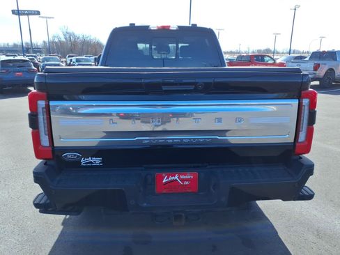 Used 2024 Ford F250 Limited w/ FX4 Off-Road Package image 4