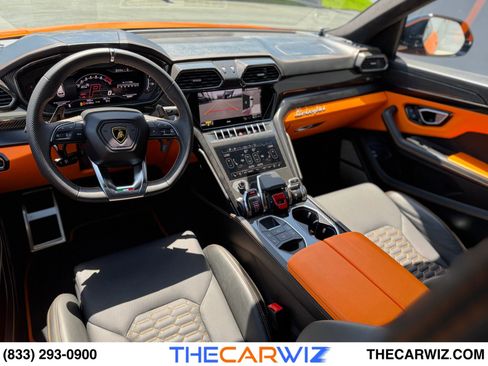 Used 2022 Lamborghini Urus image 25