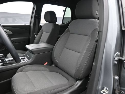 Used 2023 Chevrolet Traverse LT AWD/4WD image 21