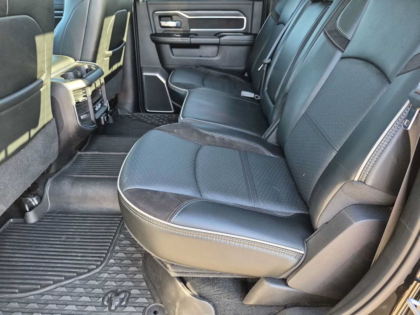 Used 2024 RAM 2500 Laramie w/ Night Edition AWD/4WD image 20