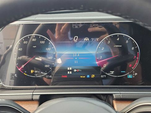 New 2026 Mercedes-Benz GLS 580 4MATIC image 25