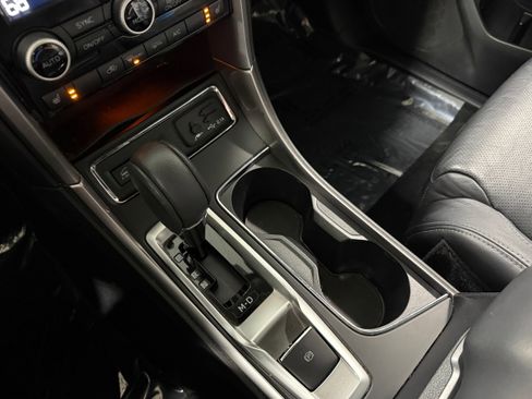 Used 2019 Subaru Ascent Limited image 17