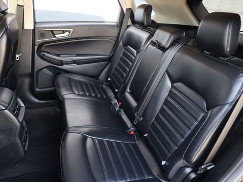 Used 2023 Ford Edge SEL w/ Convenience Package AWD/4WD image 12