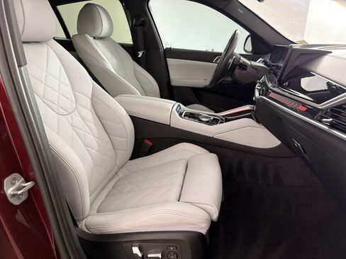 Used 2024 BMW X6 xDrive40i w/ M Sport Professional Package AWD/4WD image 25