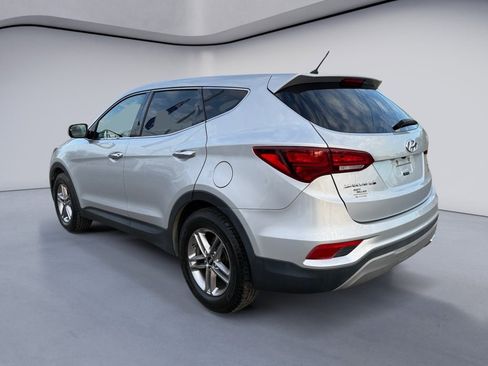 Used 2018 Hyundai Santa Fe Sport image 3