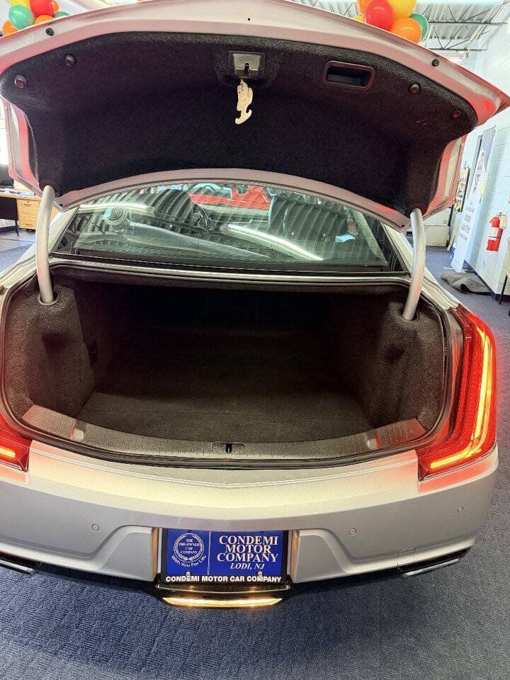 Used 2018 Cadillac XTS Luxury AWD/4WD image 7