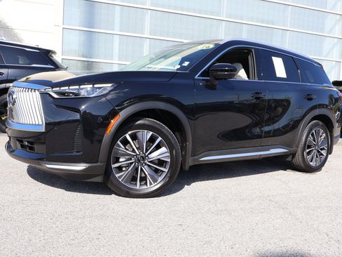 Certified 2026 INFINITI QX60 Luxe w/ Cargo Package image 1