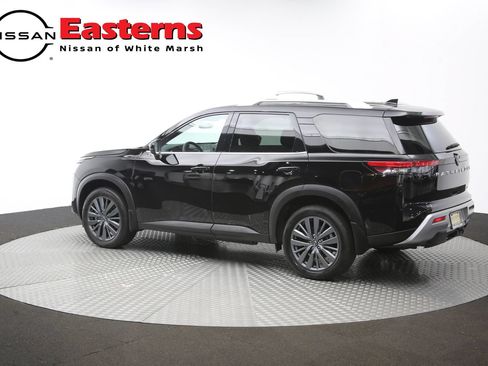 Used 2025 Nissan Pathfinder SL w/ SL Premium Package AWD/4WD image 65