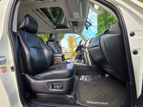 Used 2012 Toyota 4Runner Limited image 14