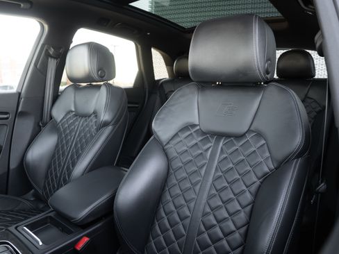 Certified 2022 Audi SQ5 Premium Plus w/ Premium Plus Package image 26