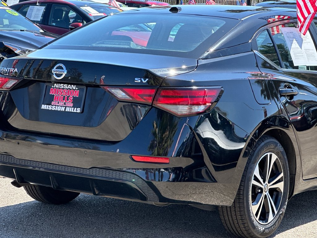 Used 2023 Nissan Sentra SV FWD image 8