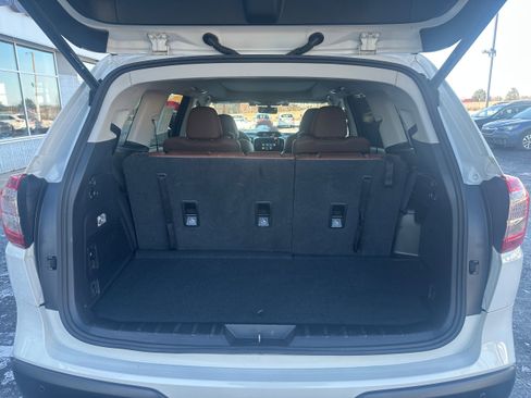 Certified 2022 Subaru Ascent Touring image 12