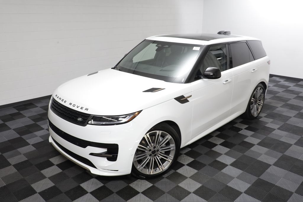 New 2026 Land Rover Range Rover Sport Dynamic SE AWD/4WD image 2