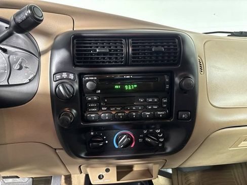 Used 2001 Ford Ranger XLT AWD/4WD image 19