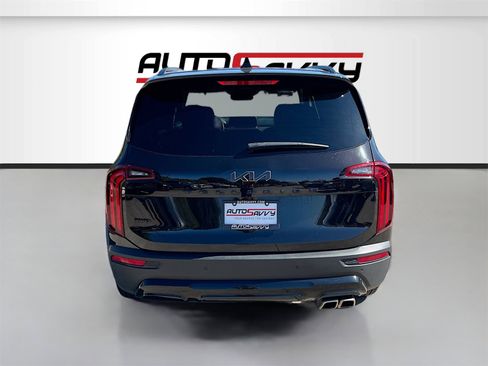 Used 2022 Kia Telluride SX w/ Nightfall Edition Package image 6