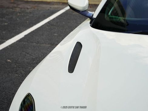 Used 2019 Aston Martin DB11 Volante image 64