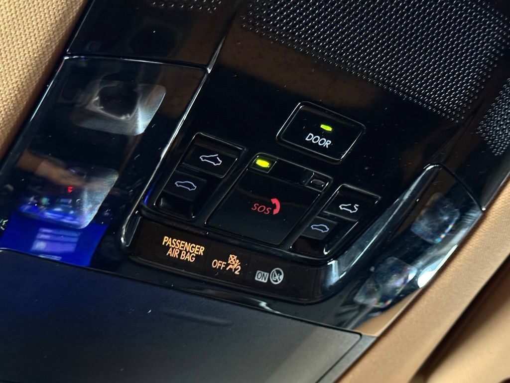 Certified 2025 Lexus NX 250 FWD image 30